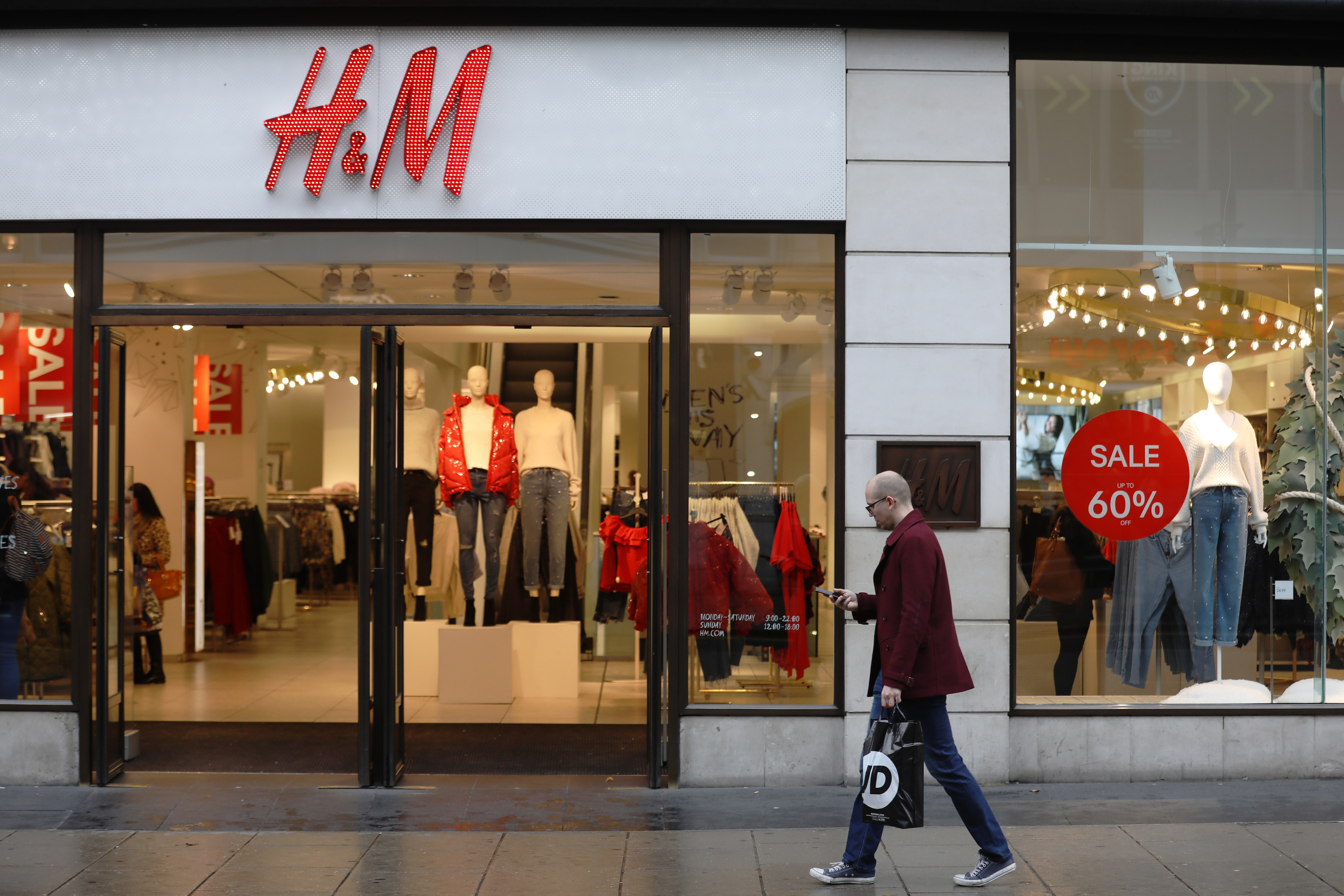 Fashion fans have been left totally divided as a popular 2012 trend has re-emerged in H&M