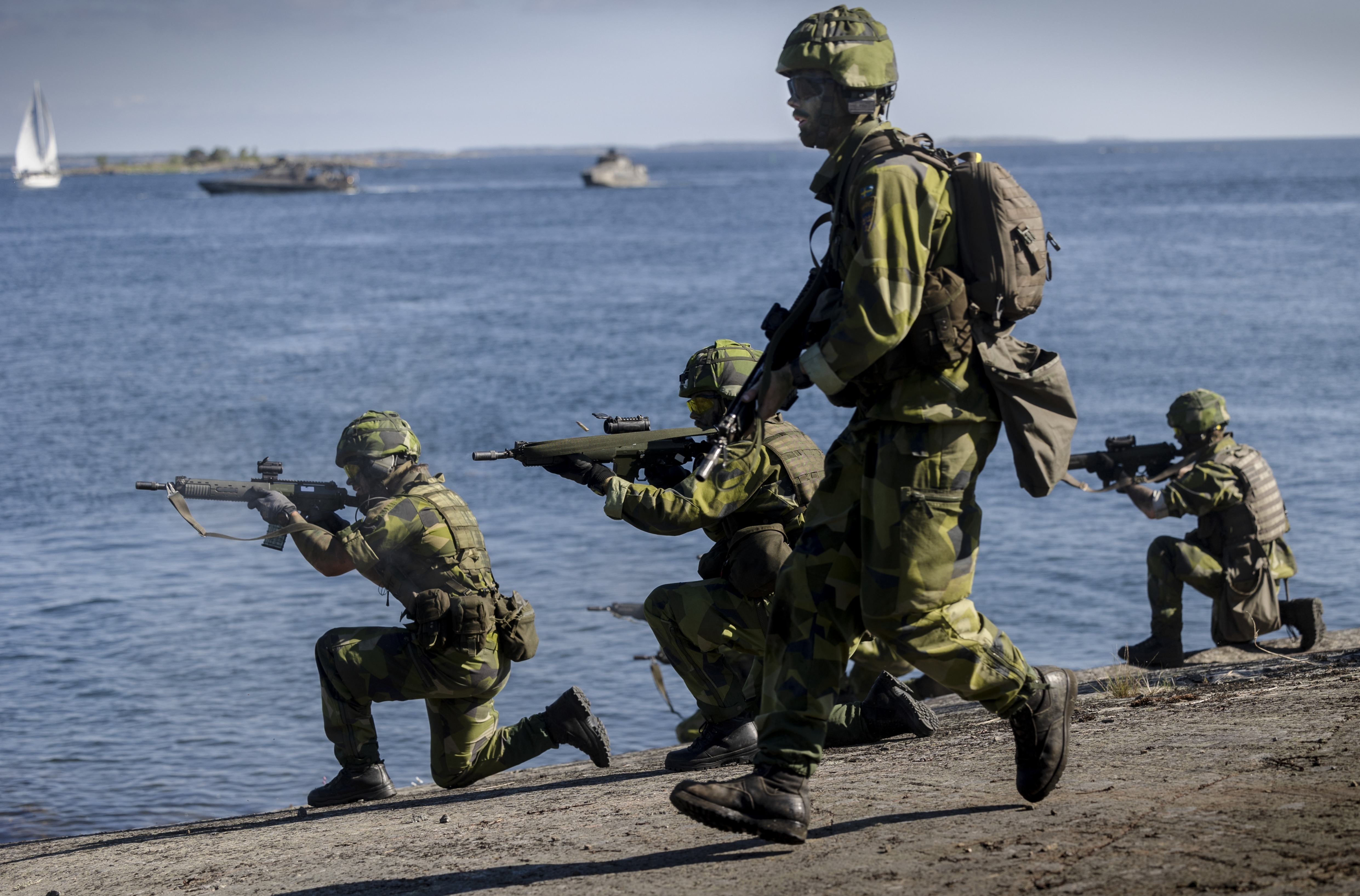 Swedish and Finnish soldiers during Baltic Operations Nato war drills