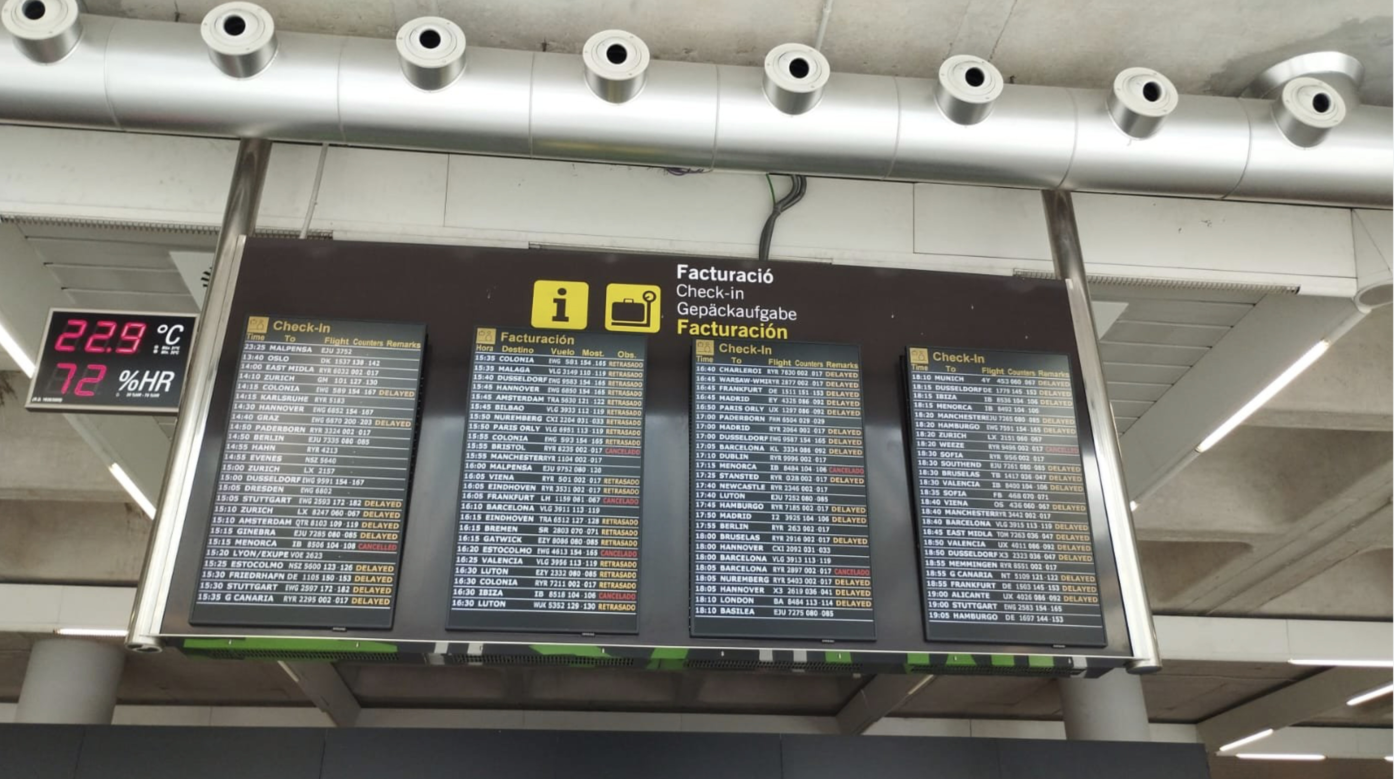 The airport shows all flights being diverted or cancelled