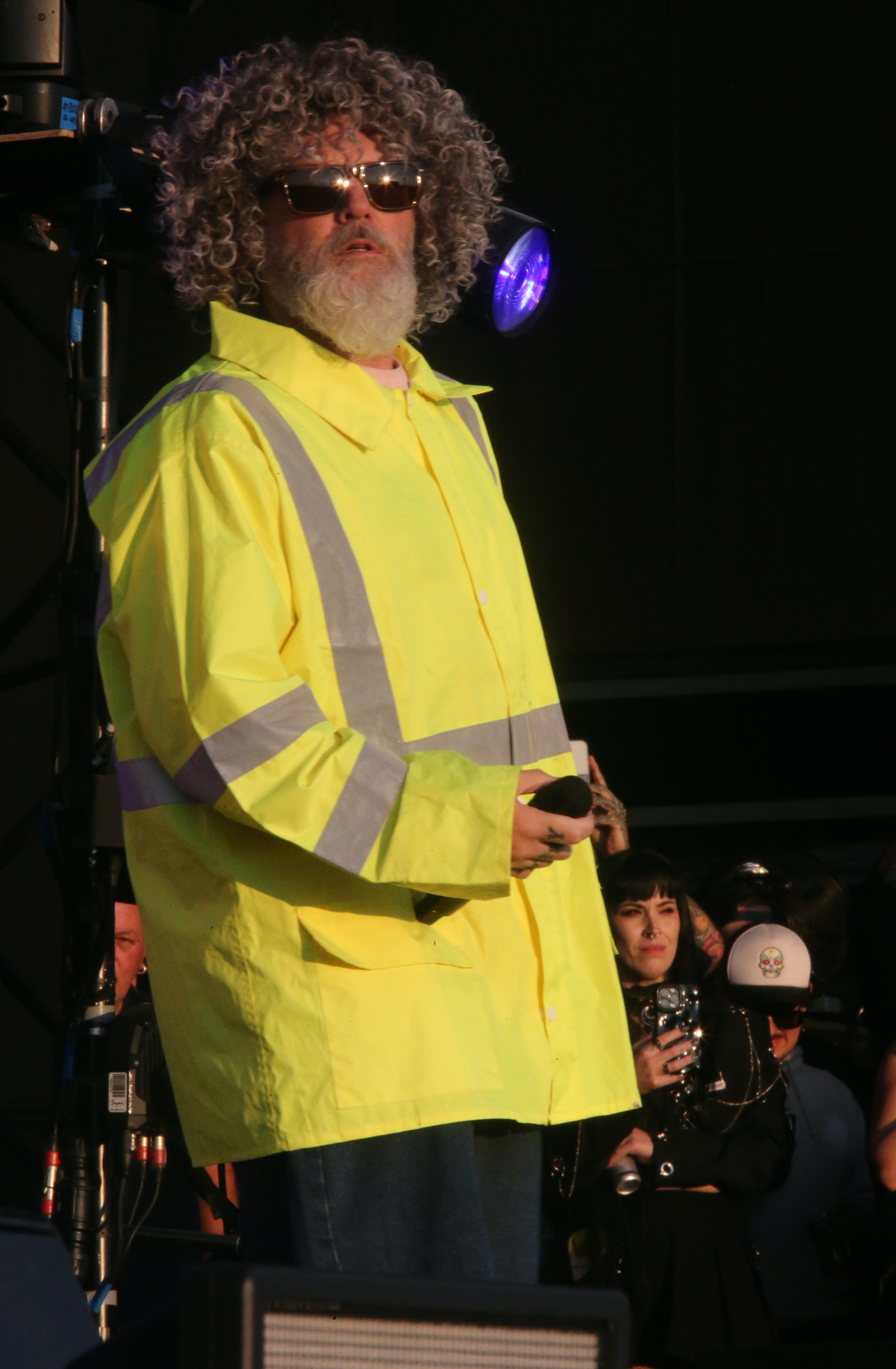 Fred Durst is giving Santa Claus a run for his money with this bushy white beard