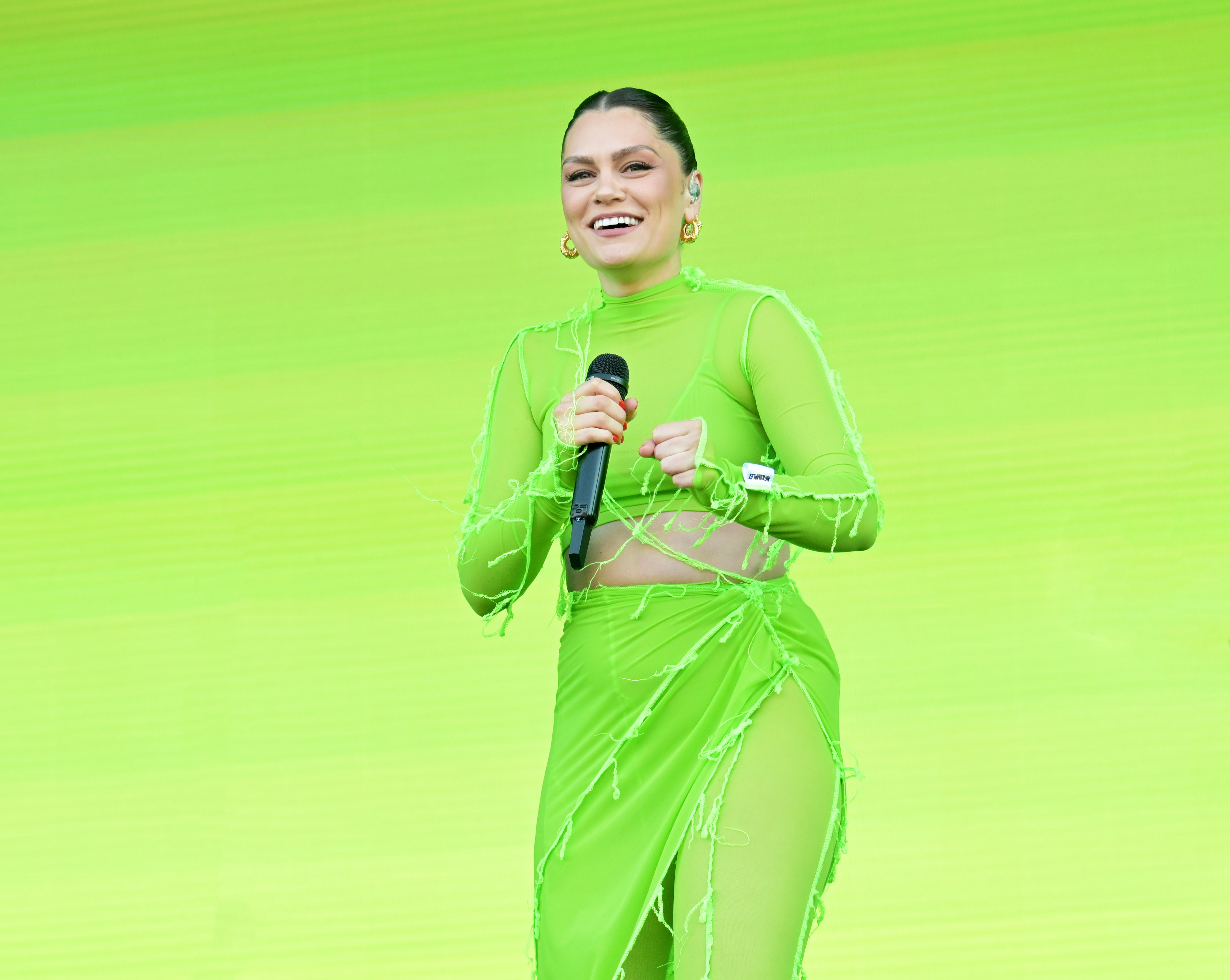 Jessie J is glowing right now – and not because she’s just pulled off a headline set at the Isle of Wight festival