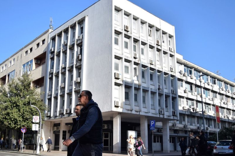 The blackout led to serious infrastructure failures like water pump shutoffs in Montenegro's capital of Podgorica. Photo by Boris Pejovic/EPA