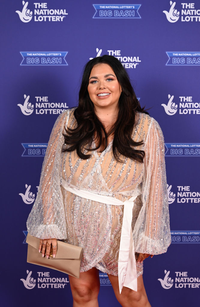 Scarlett Moffatt has paid tribute to her fiance on his first Father's Day