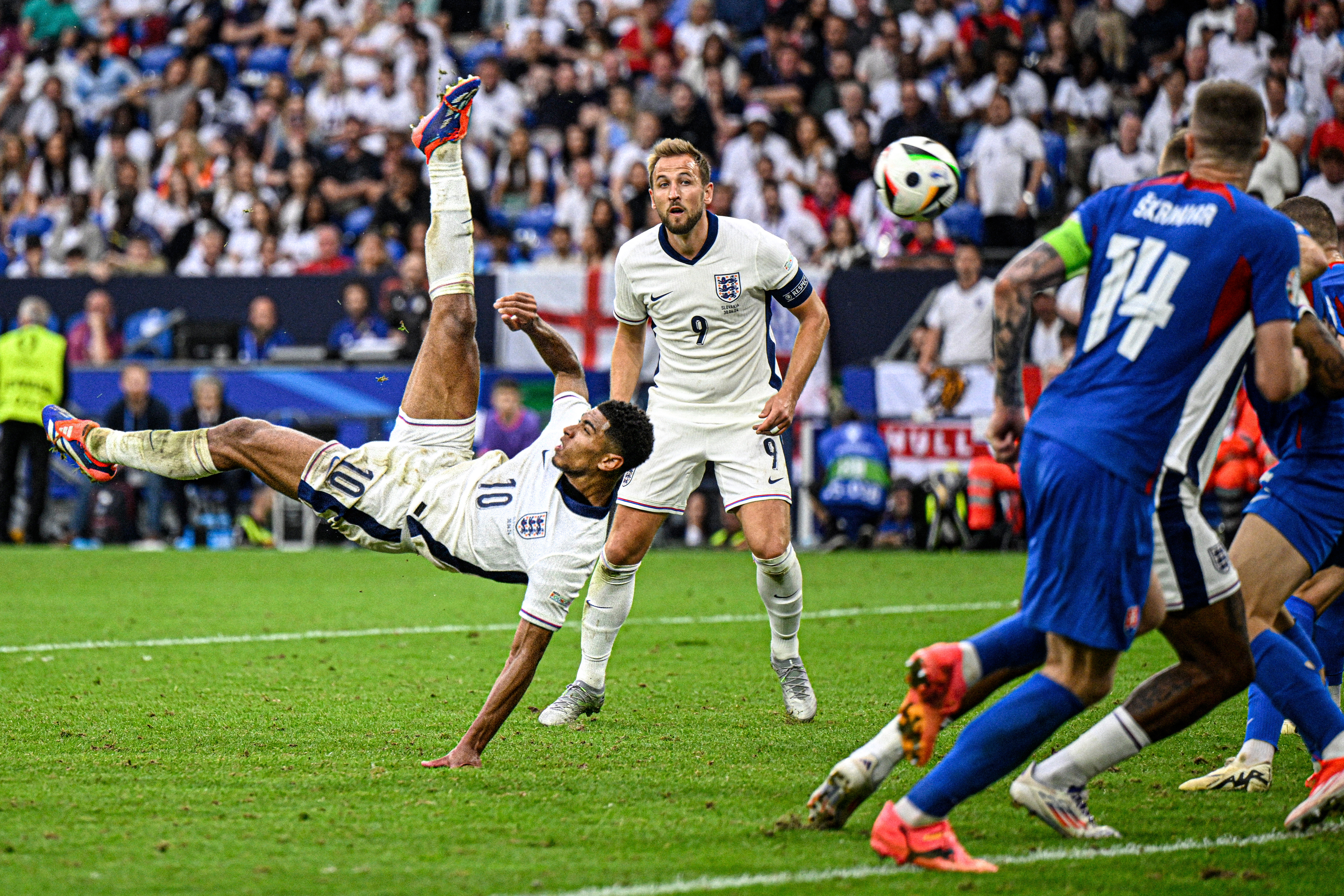 Jude Bellingham's wondergoal against Slovakia brought back memories