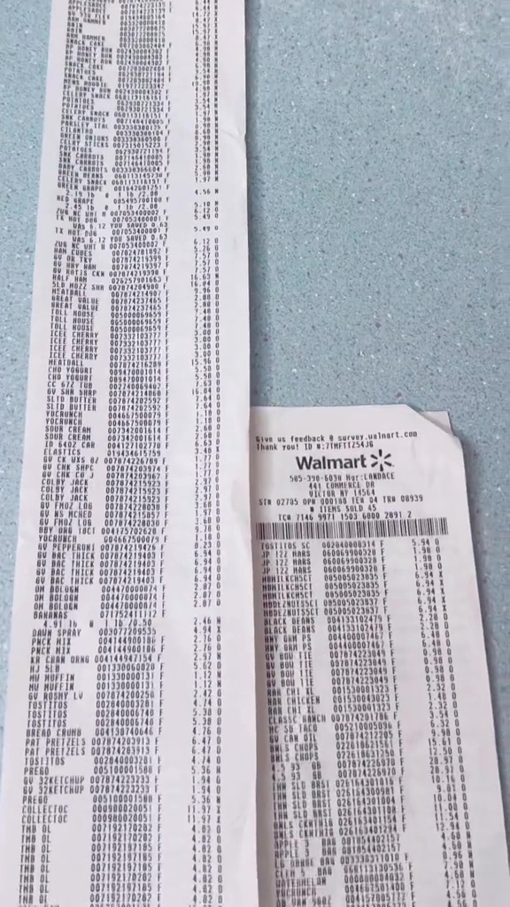 In total, Alicia spent £984.64