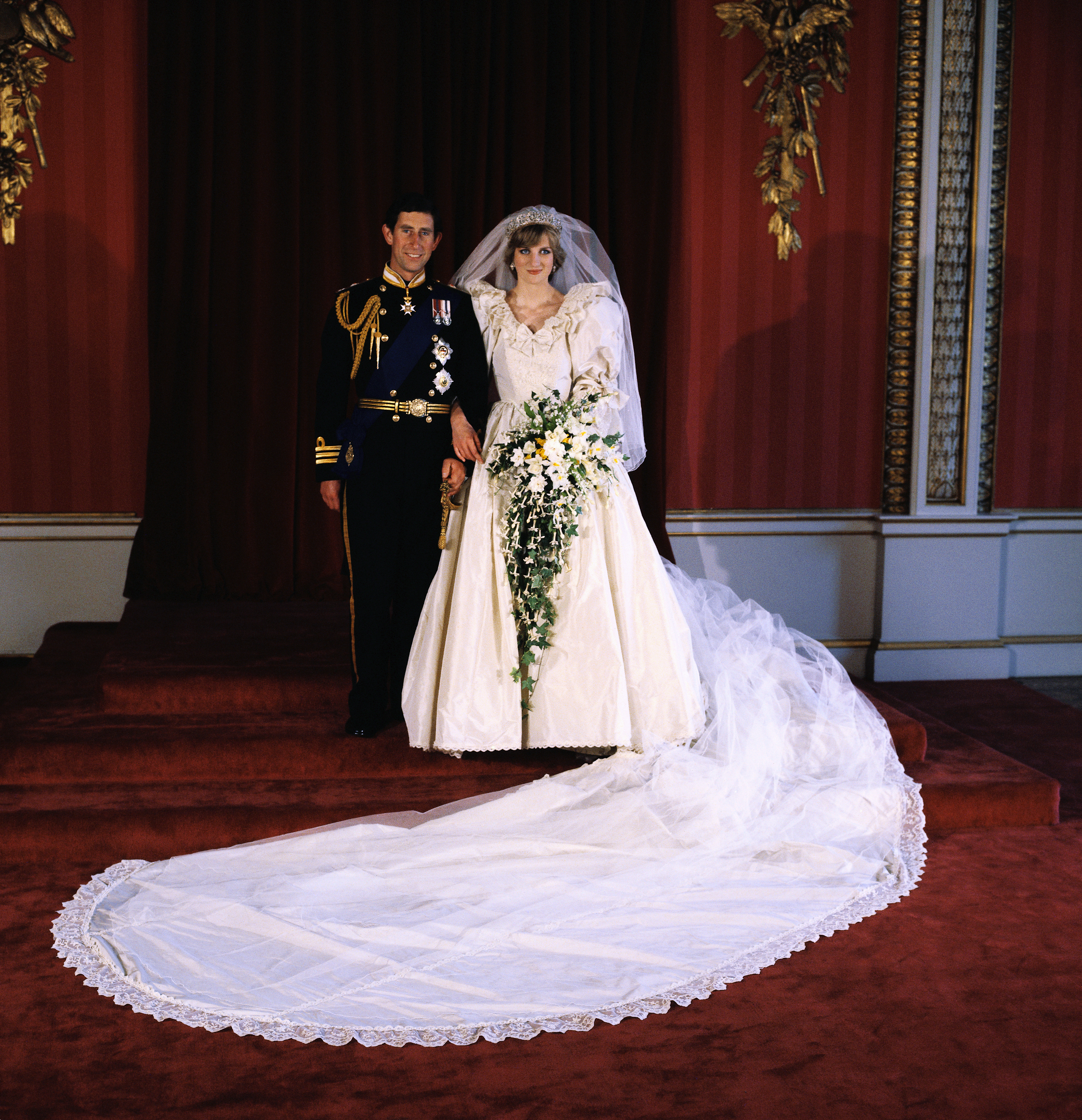 Diana's formal official photos showed a 'lack of vanity'