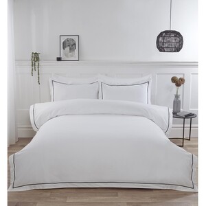 The  Oxford Bamboo Duvet Cover and Pillowcase Set