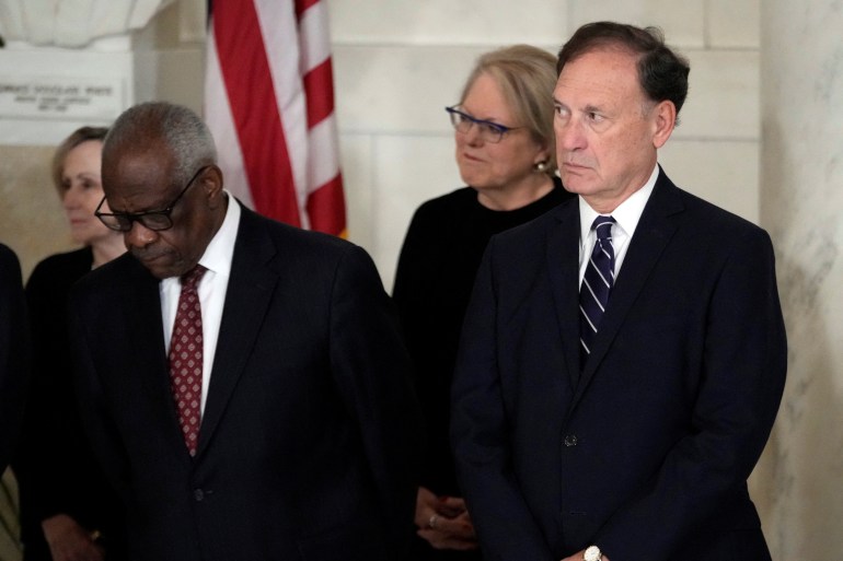 Supreme Court Justice Clarence Thomas and Justice Samuel Alito 