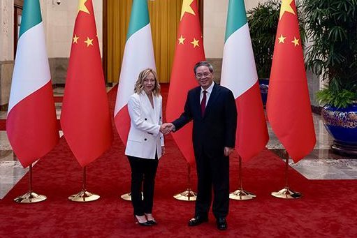 Italian Prime Minister Giorgia Meloni (L) pledged to reset Italy's relationship with China as she met Chinese Premier Li Qiang in Beijing with the sides signing a three-year extension of a long-running economic cooperation agreement covering a range of sectors from aerospace to AI. Photo courtesy Italian Government Presidency of the Council of Ministers