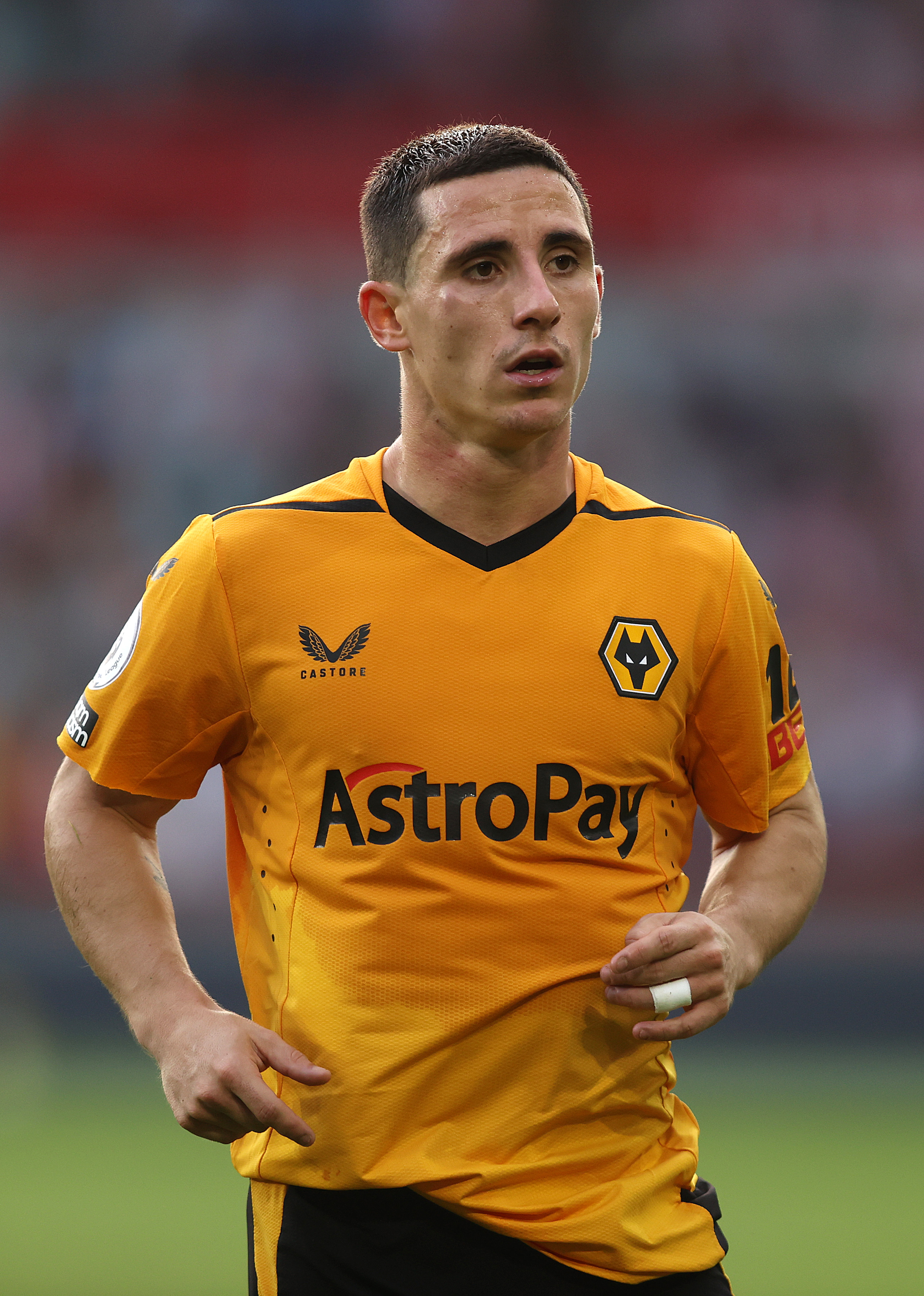 Wolves star Daniel Podence was sent-off for punching a rival in a friendly with Como