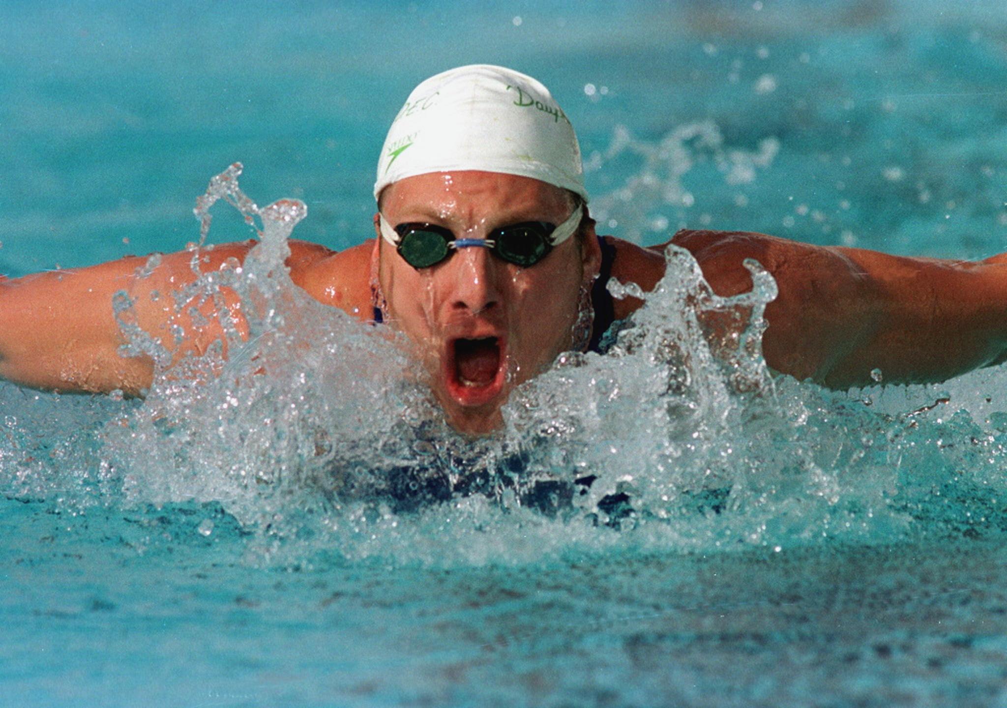 Xavier Marchand taking part in the 400m medley final at the Canet-en-Rousillon International Swimming Meeting on May 27, 2000