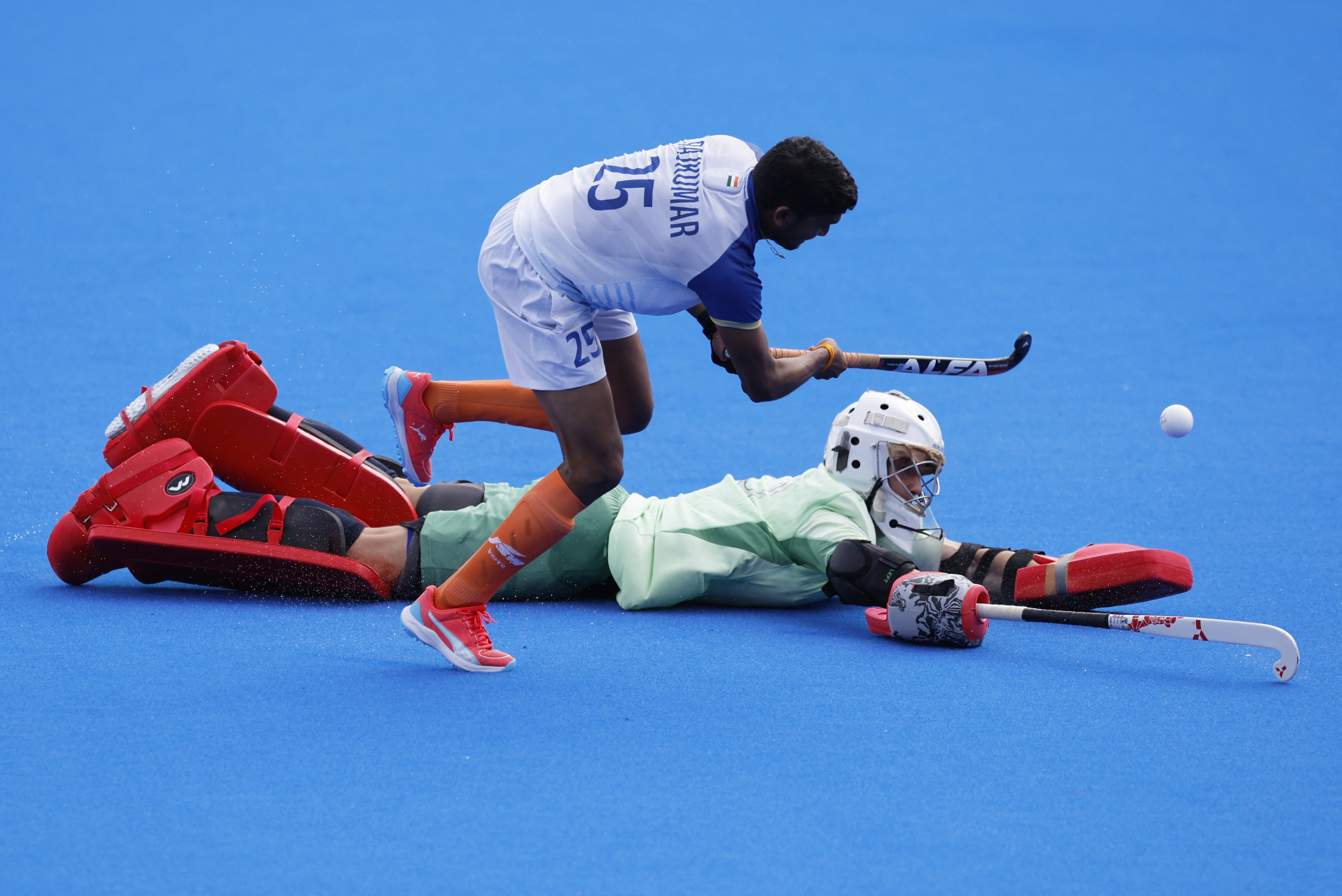 Ollie Payne could not keep out India's penalties