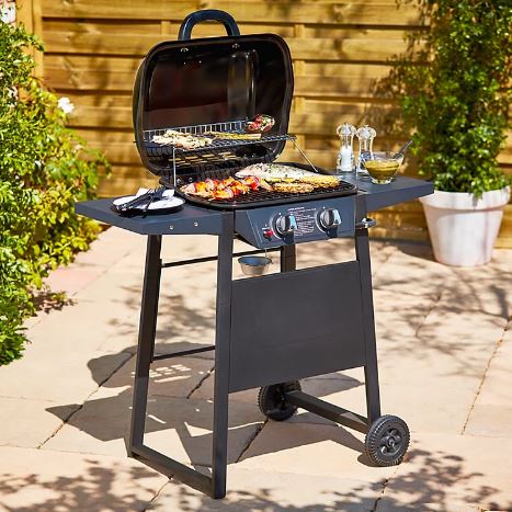 The Uniflame 2 Burner Gas BBQ is described as being easy to clean and ideal for gas grilling beginners.