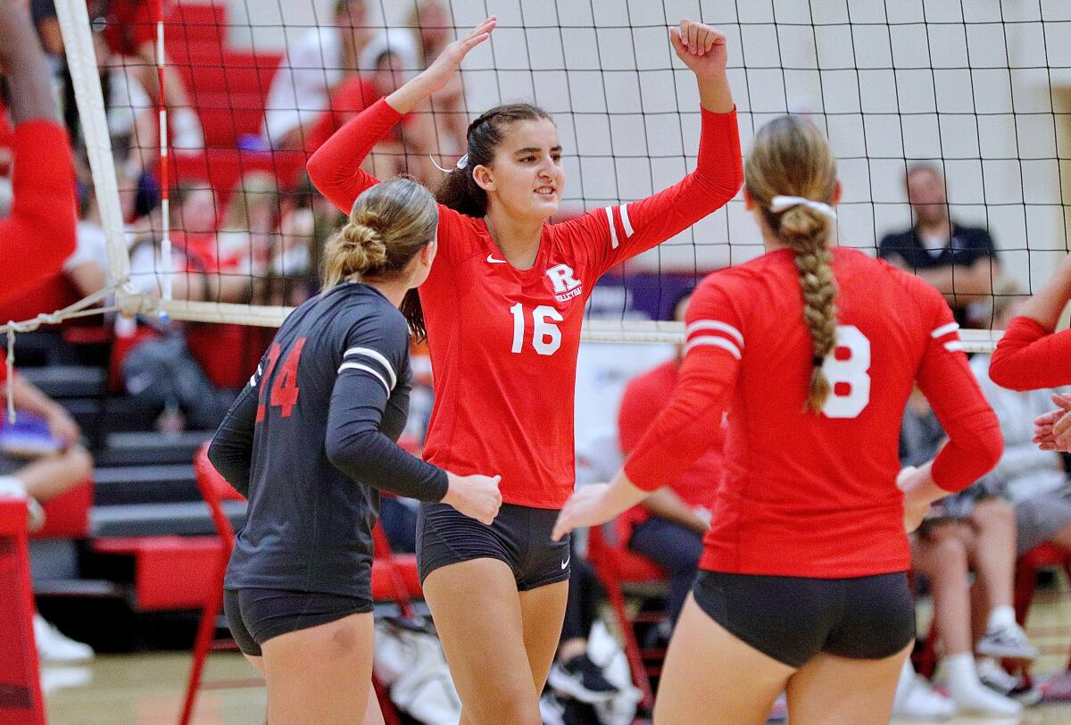 Redondo Union's Abby Zimmerman celebrates one of her match-high 13 kills.