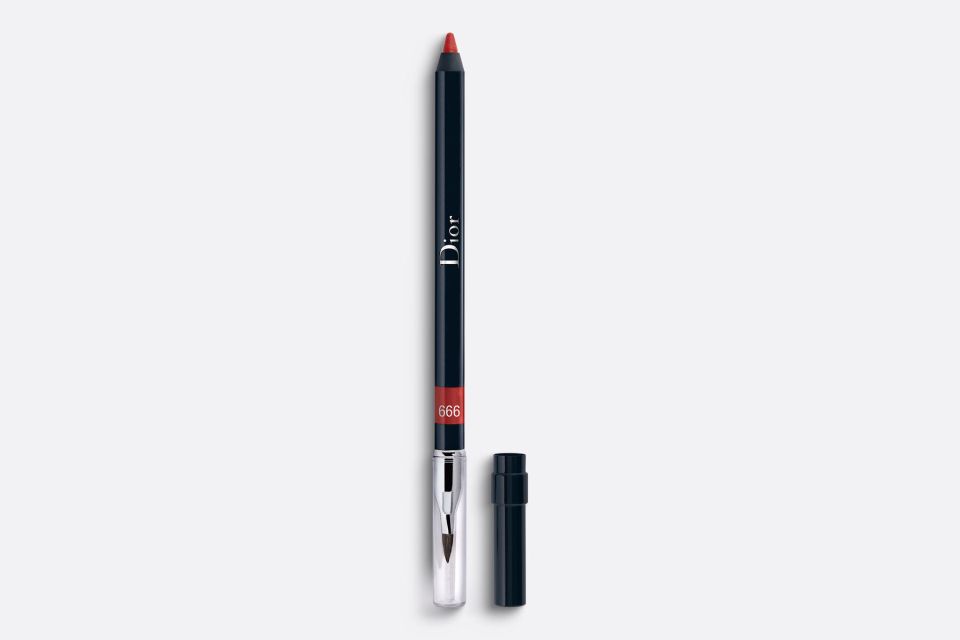 The Dior Rouge Dior Contour lip liner doesn't drag or dry on the lips