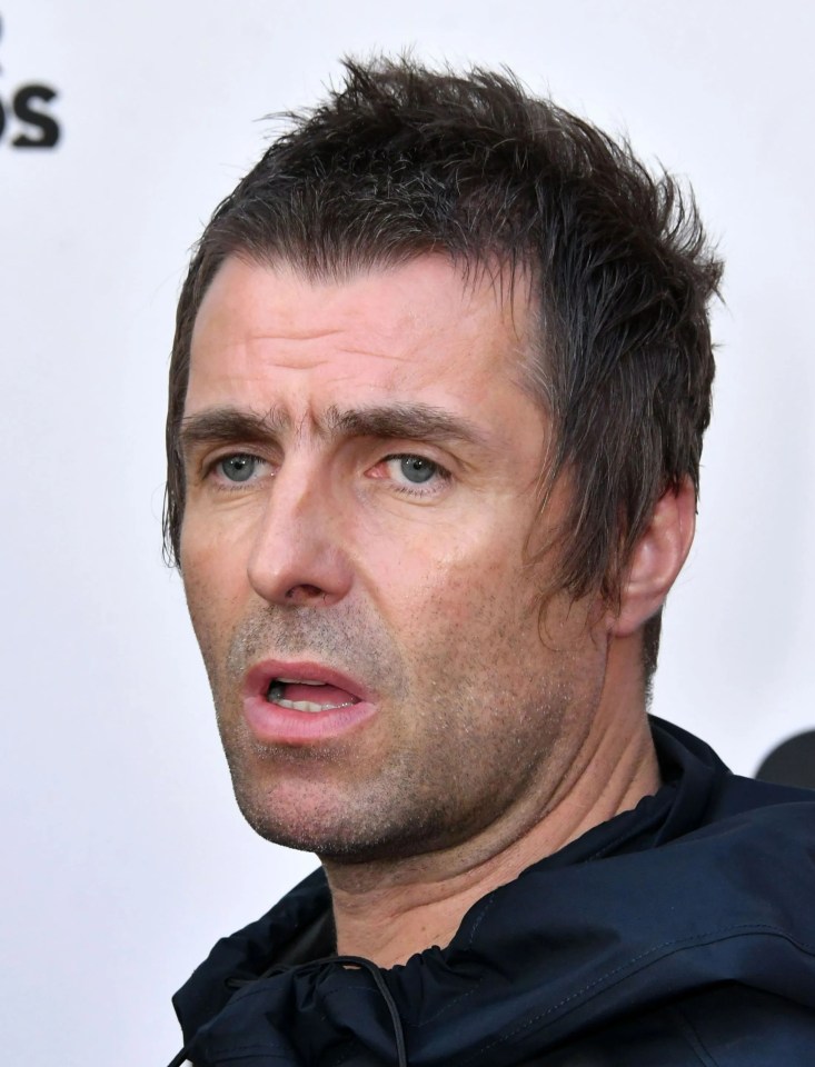 Liam Gallagher told fans about his Oasis photoshoot a month ago