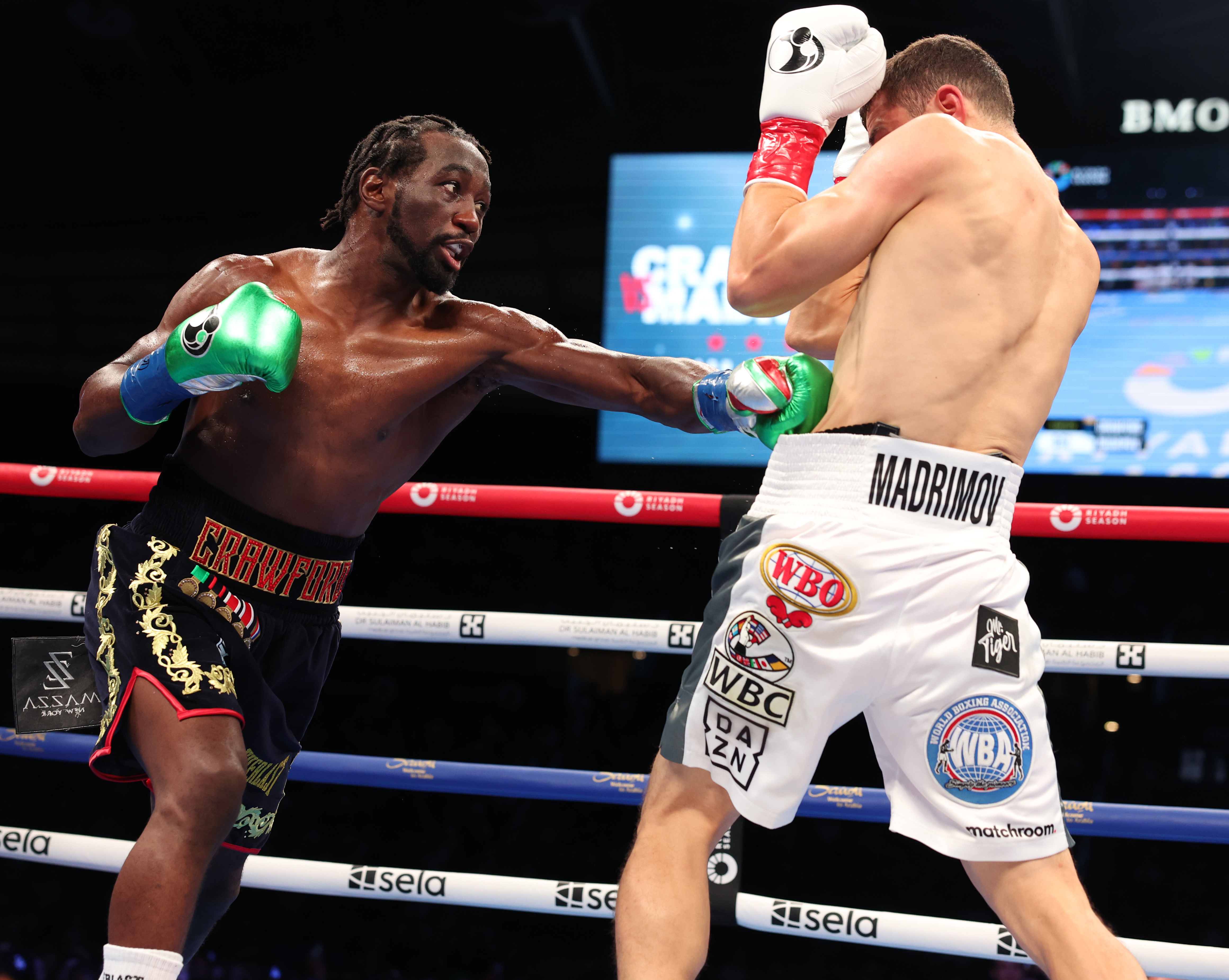 Terence Crawford defeated Israil Madrimov