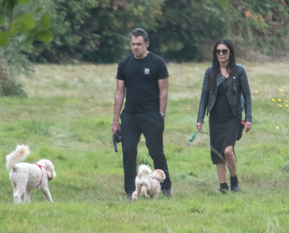 They coordinated in black outfits for the outdoor jaunt