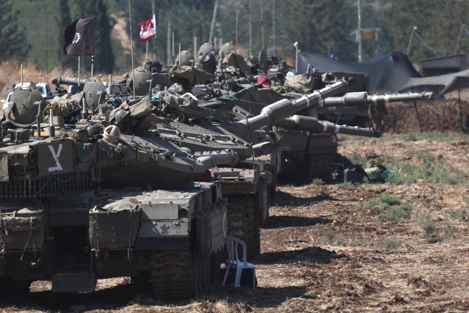 Israeli tanks had been moved to the border