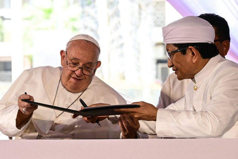 Pope Francis and Grand Imam of Istiqlal Mosque Nasaruddin Umar 