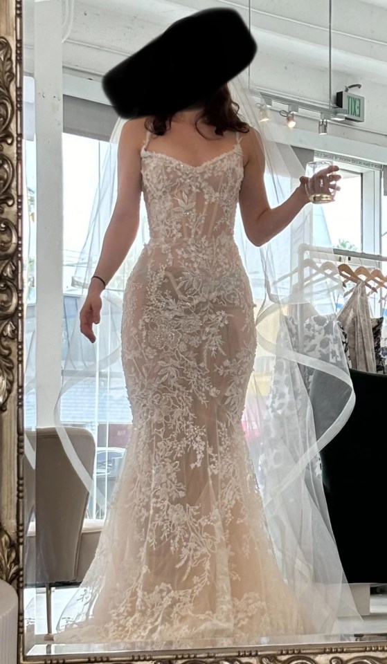 A bride-to-be took to Reddit to share pictures of the dress she'd settled on for her big day