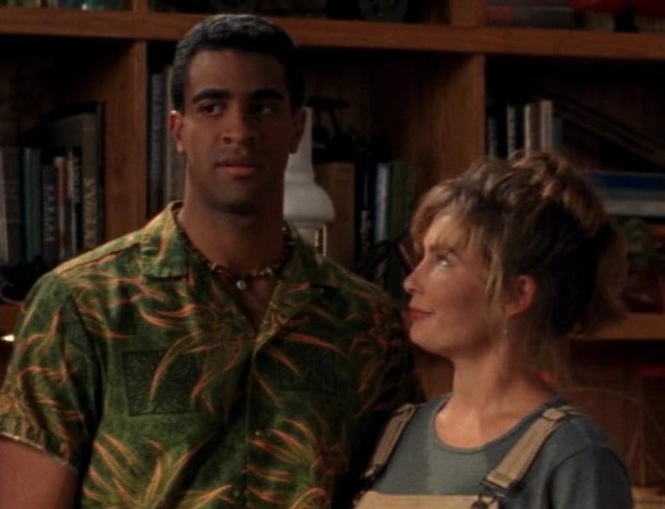 Obi Ndefo on Dawson's Creek as Bodie Wells with co-star Nina Repeta