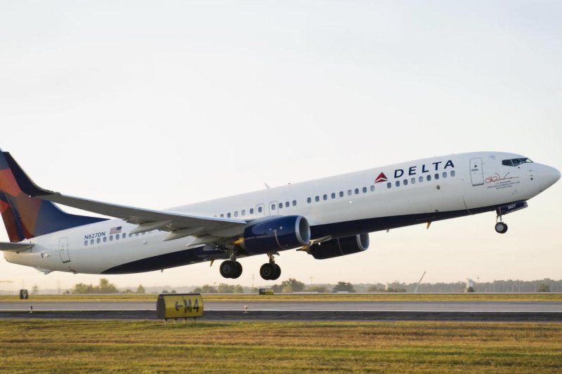 A Delta Air Lines Boeing 737-900 suffered a cabin pressure issue Sunday on a flight from Salt Lake City, Utah to Portland International Airport in Oregon that caused 10 passengers' ears and noses to bleed and forced the crew to make an emergency landing. File Photo courtesy of Delta Air Lines