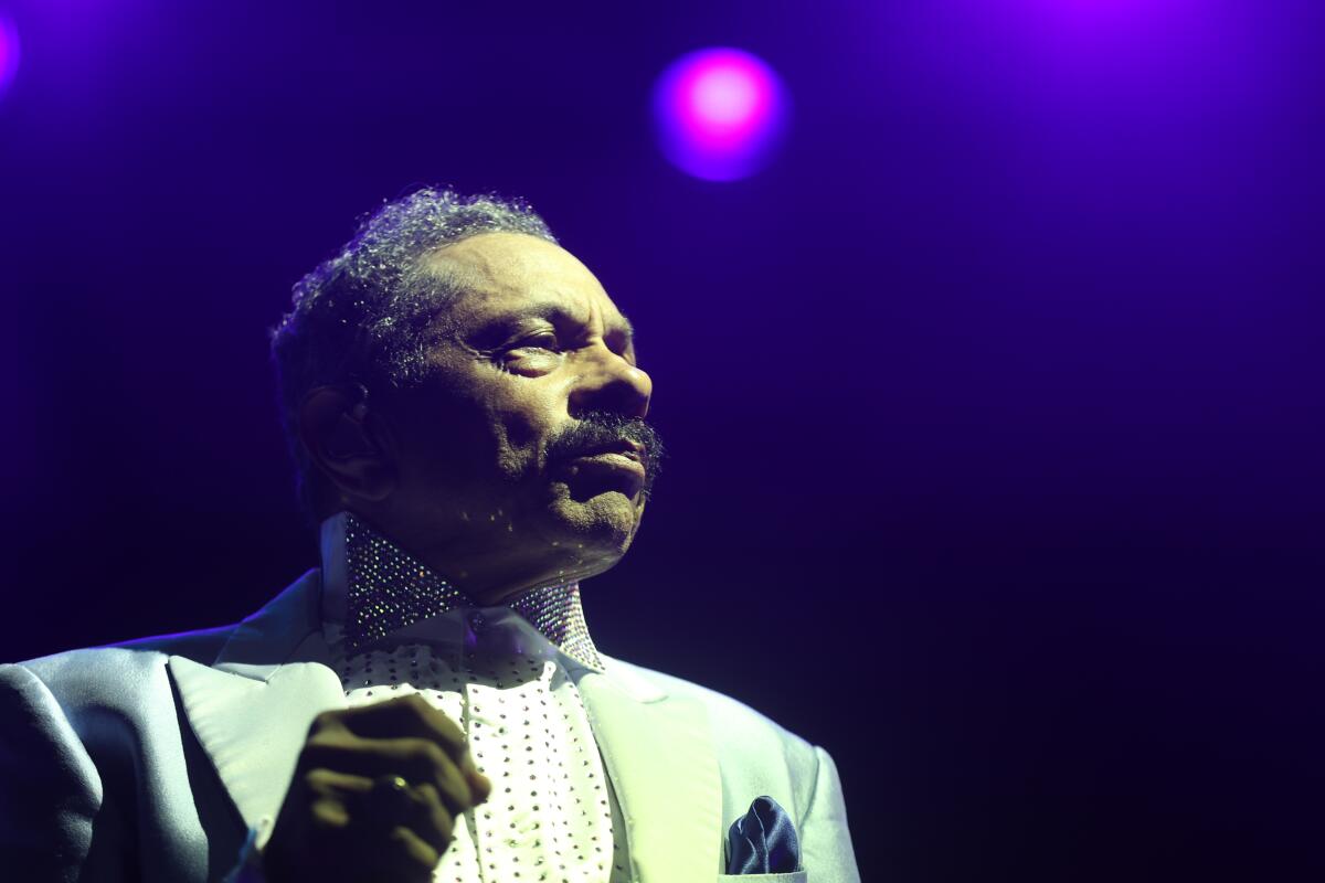 Ron Tyson of the Temptations performs on Saturday.