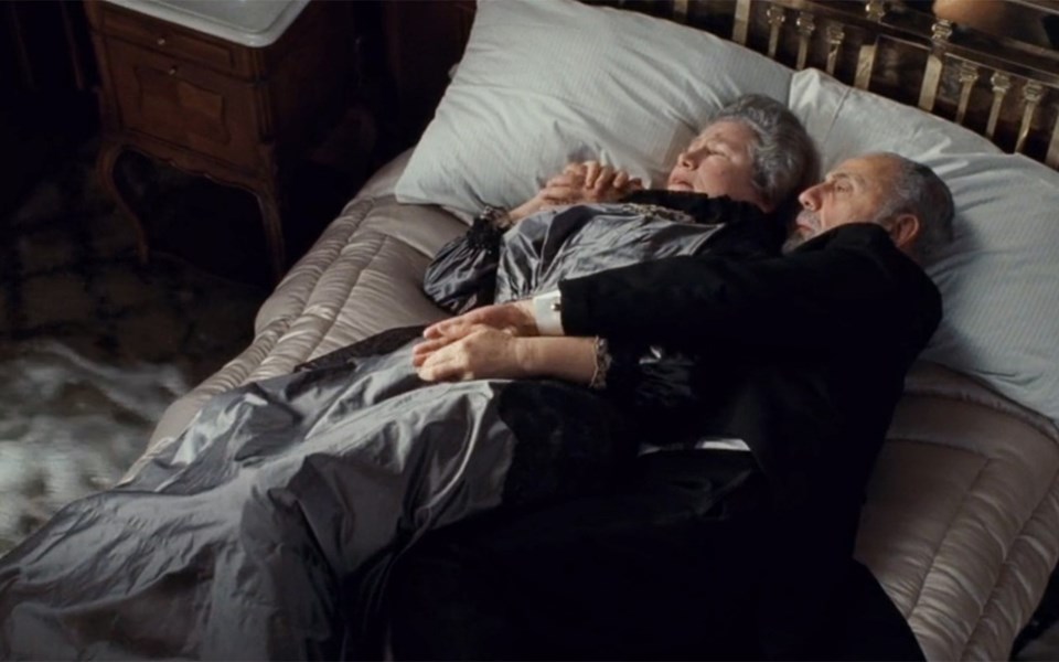 Ida and Isidor Straus's tragic love story was captured in the film Titanic