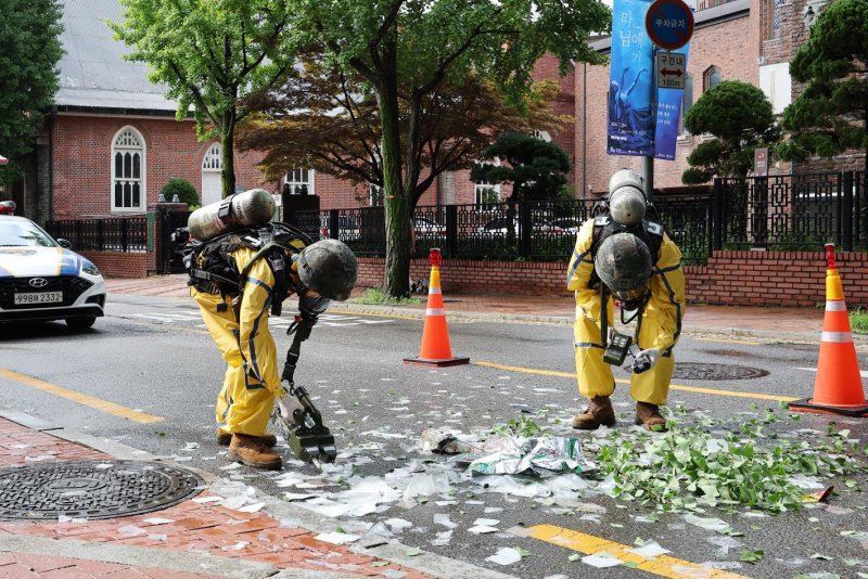 North Korea resumed launching hundreds of trash-filled balloons into the South, Seoul's military said Thursday, as back-and-forth Cold War-style tensions resume near the border. File Photo by Yonhap