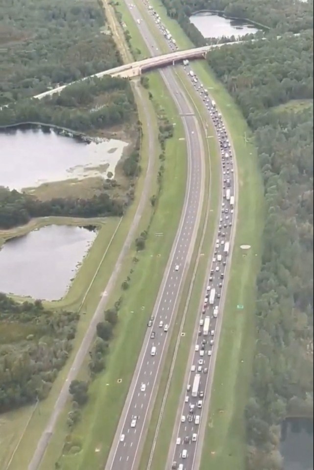 Traffic backs up on Florida highways as residents evacuate