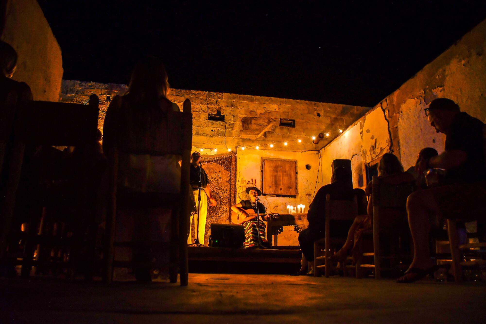 The Jacumba Hot Springs Hotel stages weekly candlelight concerts. 