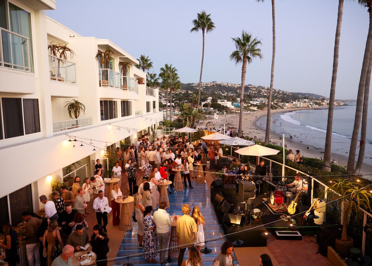 A crowd at a hotel