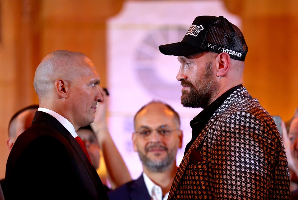 Oleksandr Usyk facing off with Tyson Fury