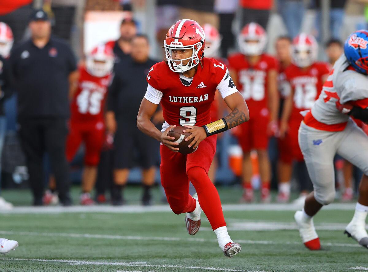 Orange Lutheran quarterback TJ Lateef.