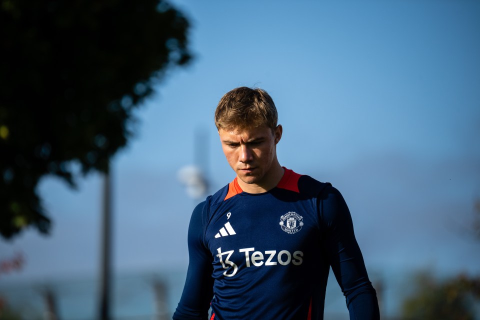 Manchester United ace Rasmus Hojlund knocked a team-mate's tooth out during training