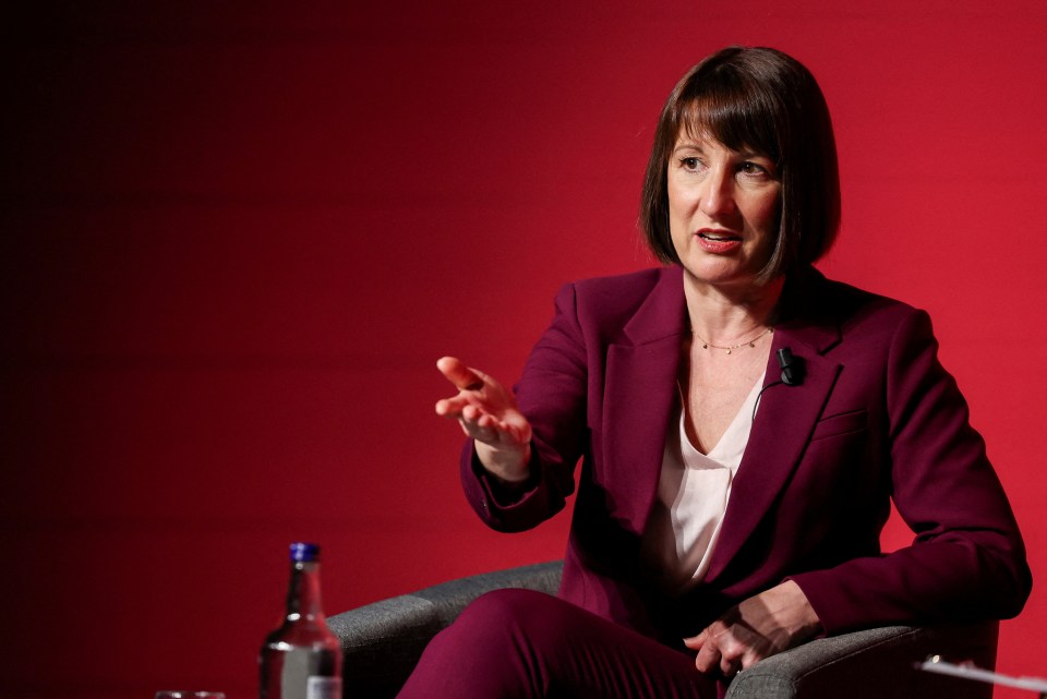 Rachel Reeves is to pledge £500million more for fixing roads and ending the pothole crisis