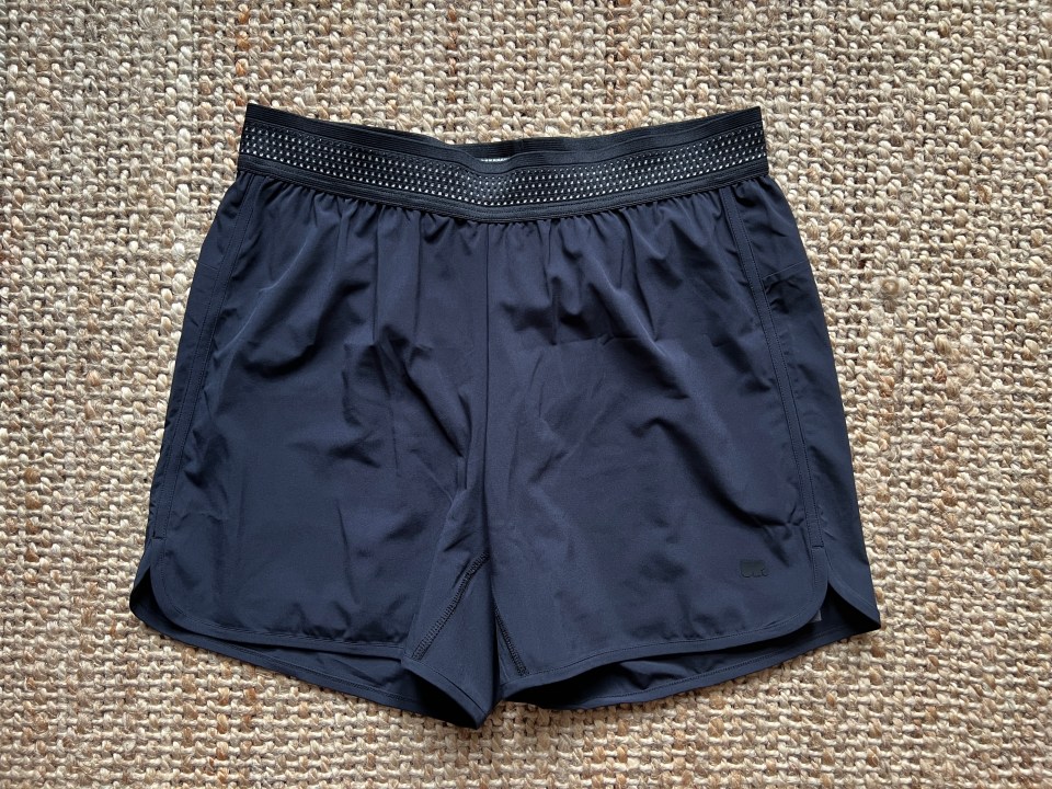 UP Universal 5-inch Active Training Shorts