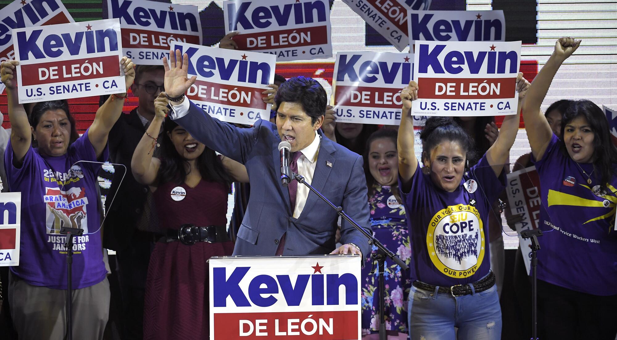 Kevin de Leon, CA state Senate president pro tem and Democratic candidate for U.S. Senate, speaks during an election party