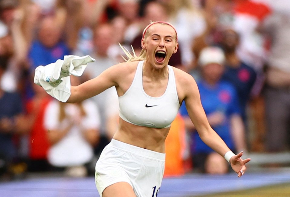 Kelly celebrated England winning the 2022 Euros in unique style