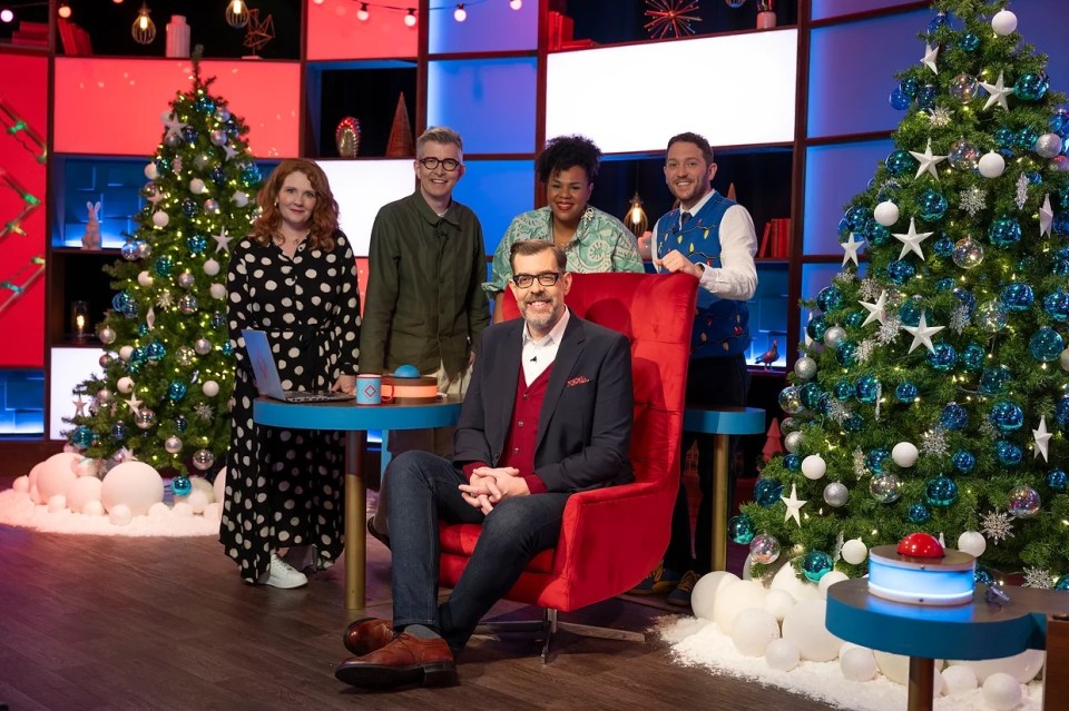 Four famous faces take part in a Xmas edition of House of Games