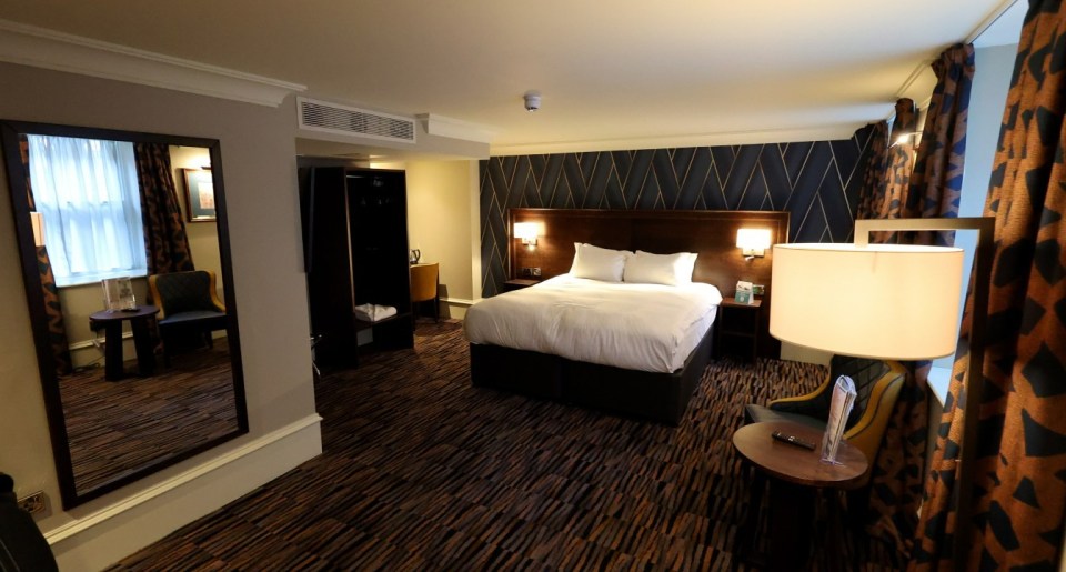 The rooms of the hotel are spacious and have a modern design