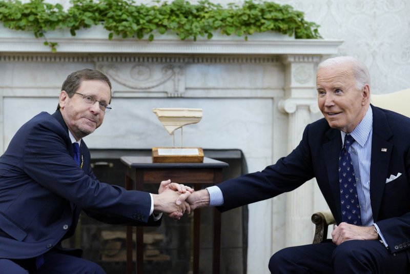 President Joe Biden (R) meets with President Isaac Herzog of Israel in the Oval Office at the White House on Tuesday afternoon. Photo by Yuri Gripas/UPI