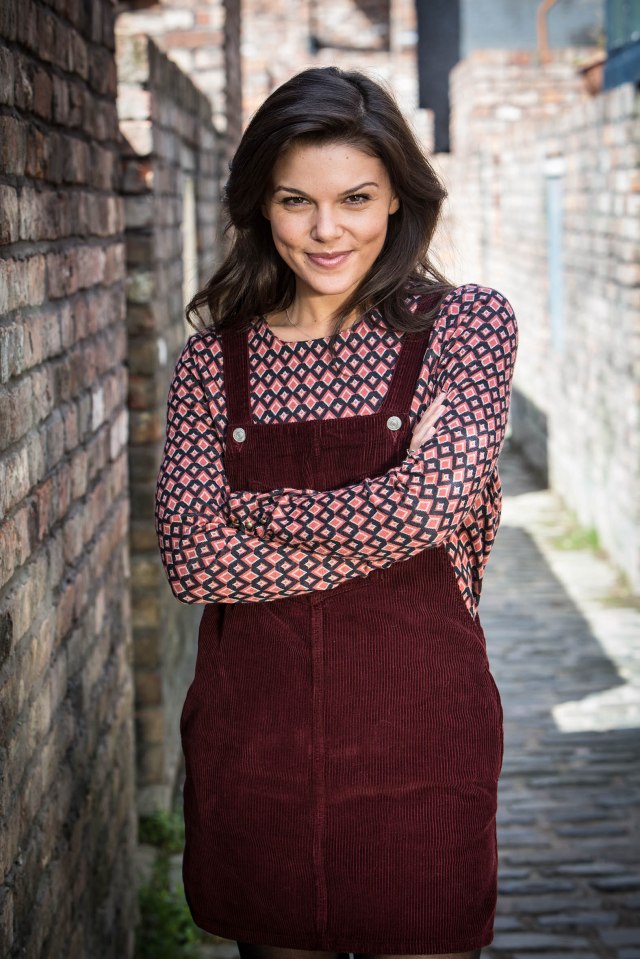 Faye Brookes, who won the National Television Award for Most Popular Newcomer for her role as Kate Connor in Coronation Street, will star in Chicago