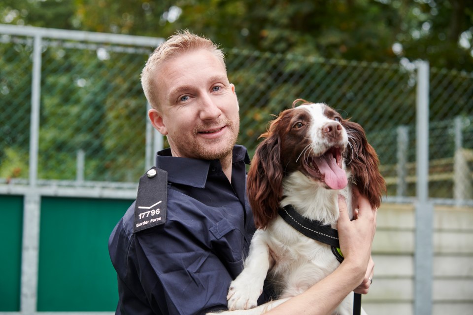 Instructor Scott Cannings with springer spaniel Dan