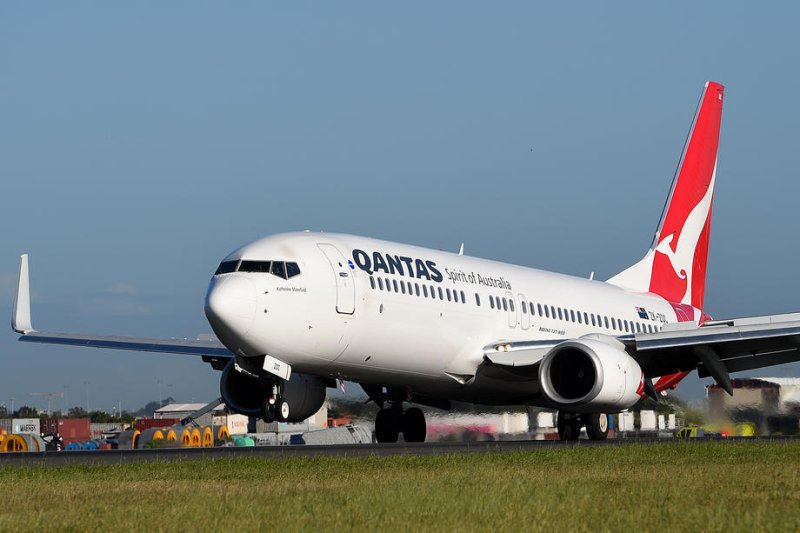 A Qantas flight experienced engine failure shortly after takeoff from Sydney Airport on Friday, prompting the aircraft to perform an emergency landing. Pictured here is a Qantas Boeing 737-800 at Sydney Airport in November 2015. File Phone by Dan Himbrechts/EPA-EFE