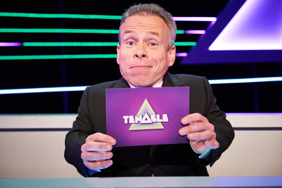 Warwick Davis has begged ITV chiefs to bring back his gameshow