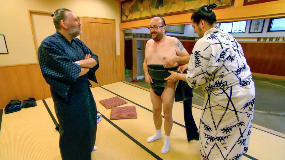 Si and Dave tried out sumo wrestling