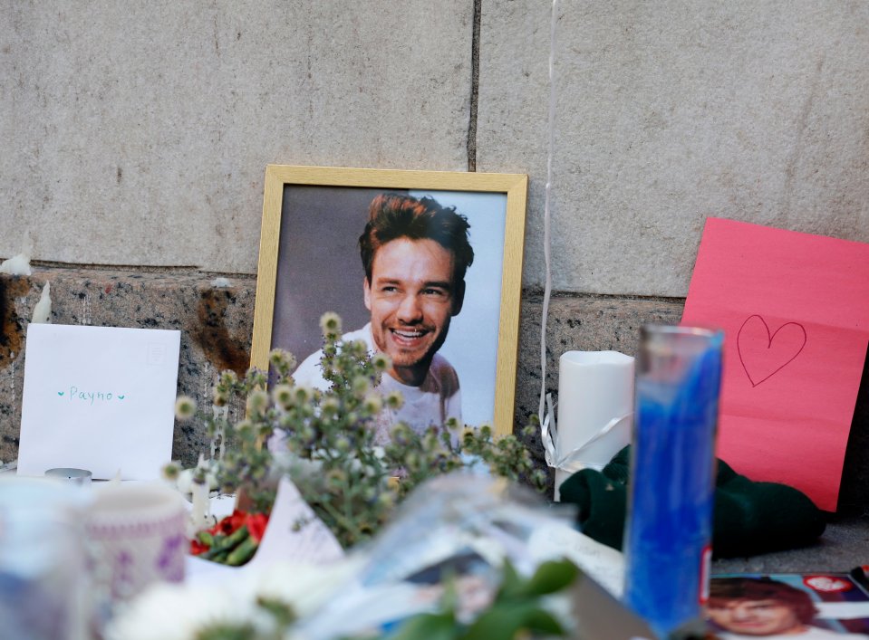 Tributes left to Liam Payne in New York