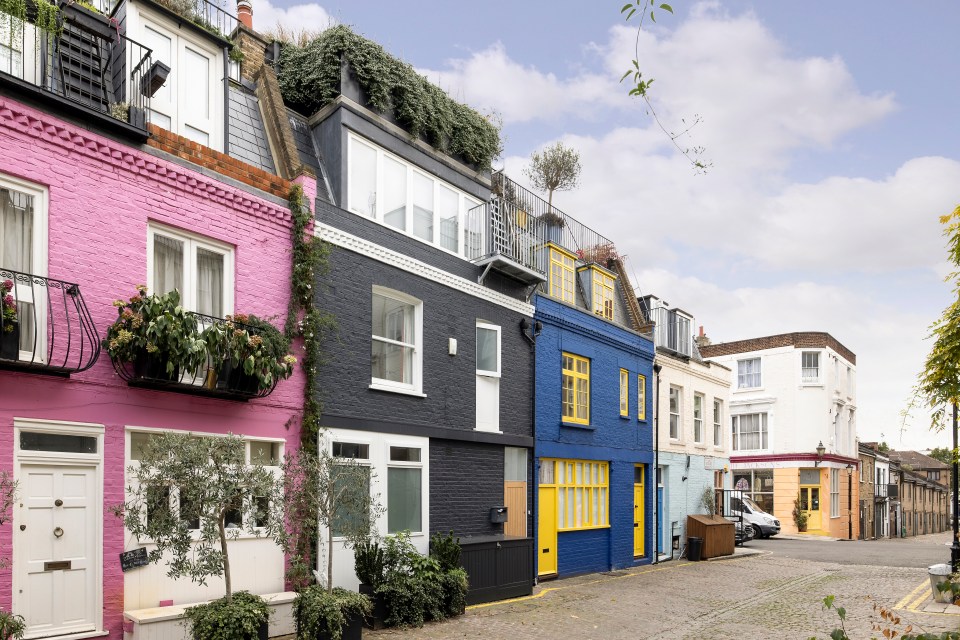 A charming family home in posh Notting Hill – where romance could well be on the (cue) cards